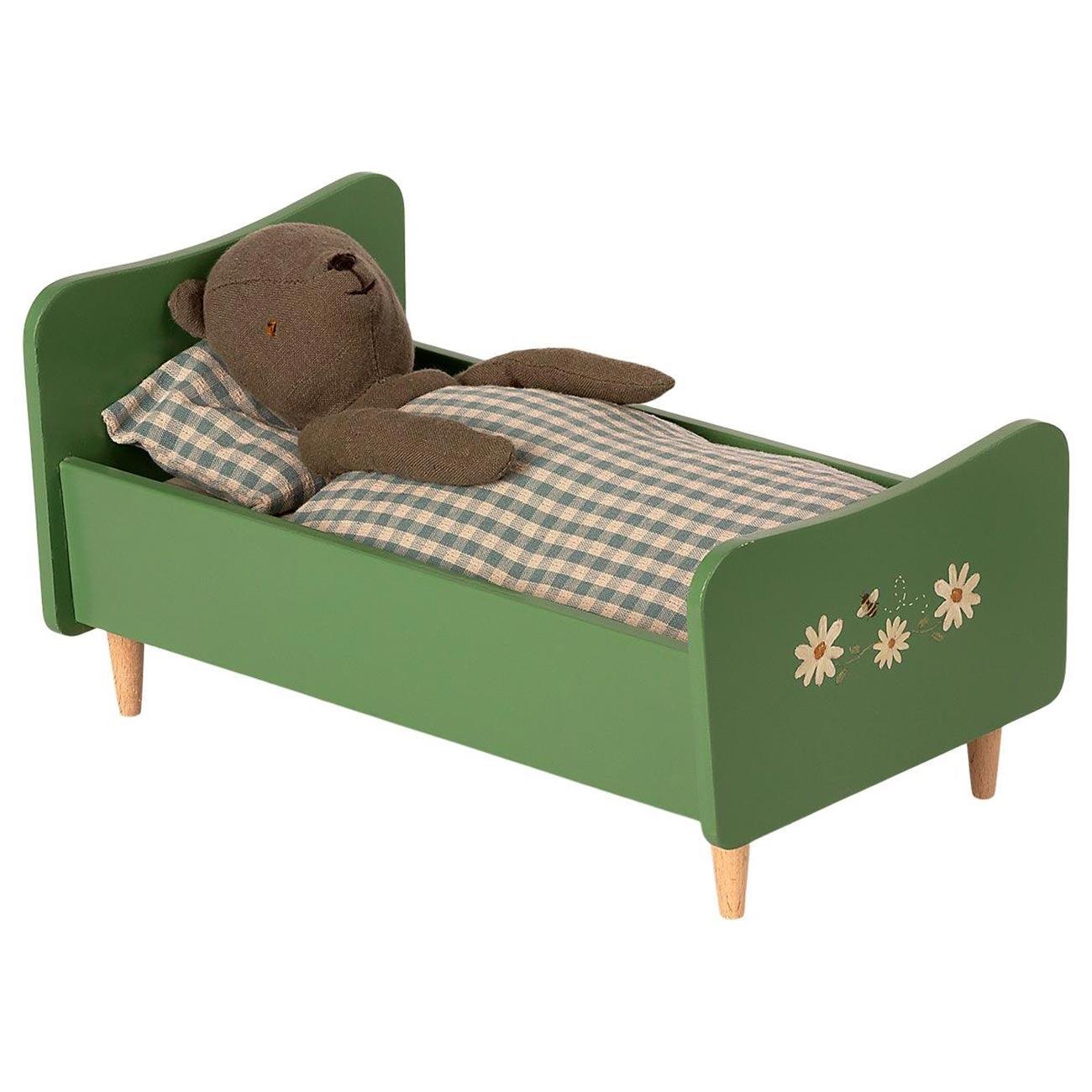 Maileg: drewniane łóżko dla misia Wooden Bed for Teddy Dad - Noski Noski
