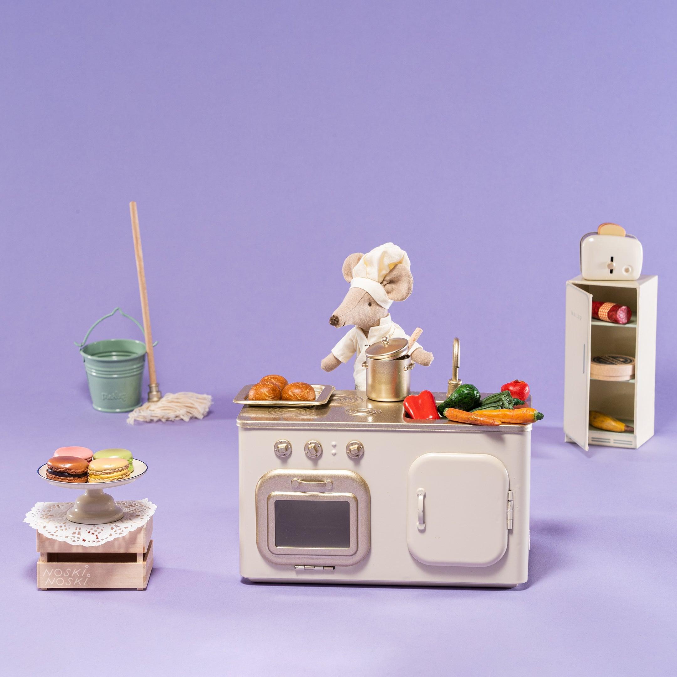 Maileg: kuchnia do domku Miniature Kitchen - Noski Noski
