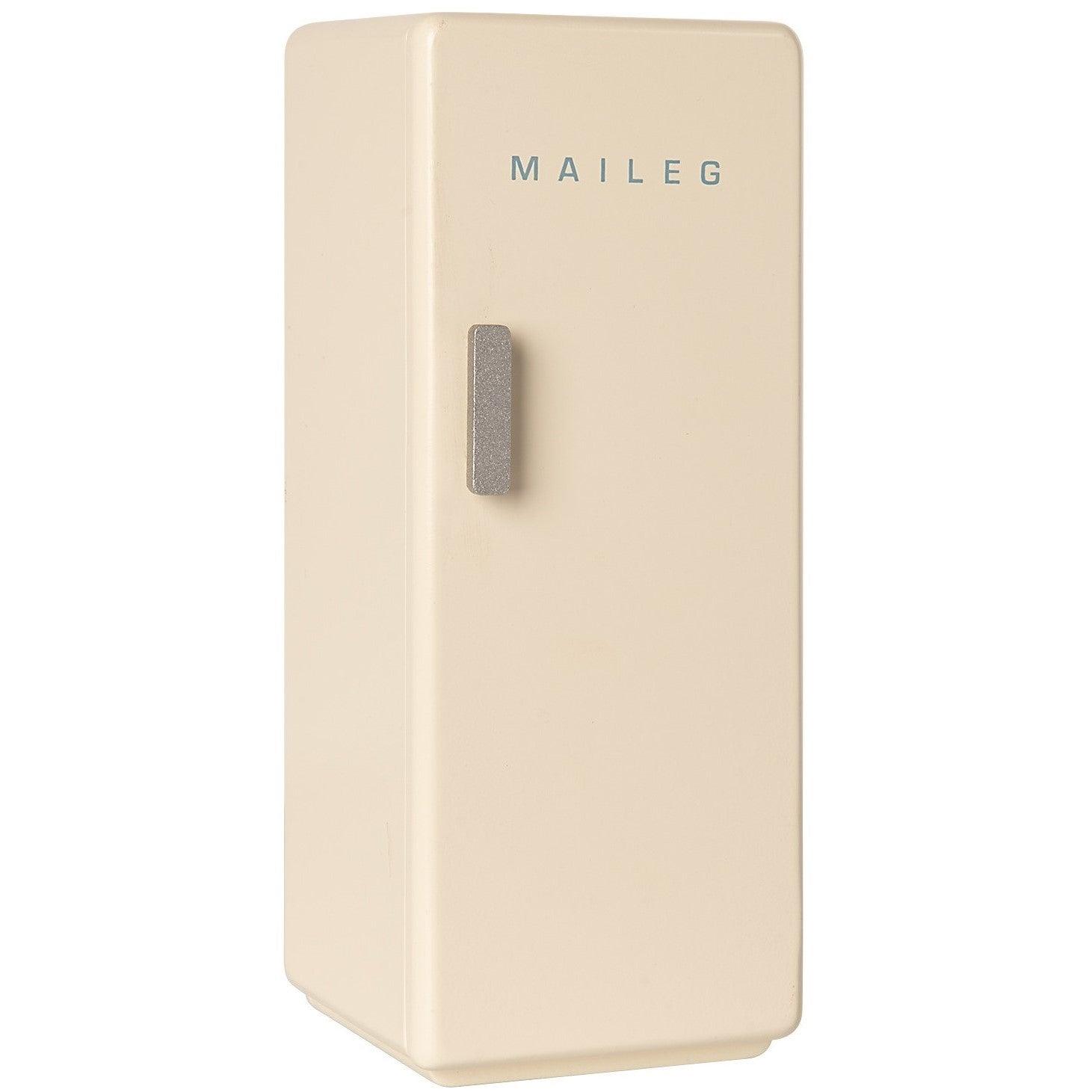 Maileg: lodówka dla myszek Miniature Cooler - Noski Noski