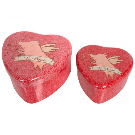 Metalowe pudełeczka Maileg Maileg Metal Heart Pig 2 szt., idealne na biżuterię lub małe skarby, zdobione świnką-amorkiem.