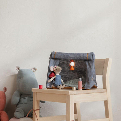 Maileg: myszka podróżniczka Hiker Mouse Big Sister 13 cm - Noski Noski
