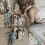 Maileg: myszka w piżamie w pudełku Mouse in Matchbox Big Brother 12 cm - Noski Noski