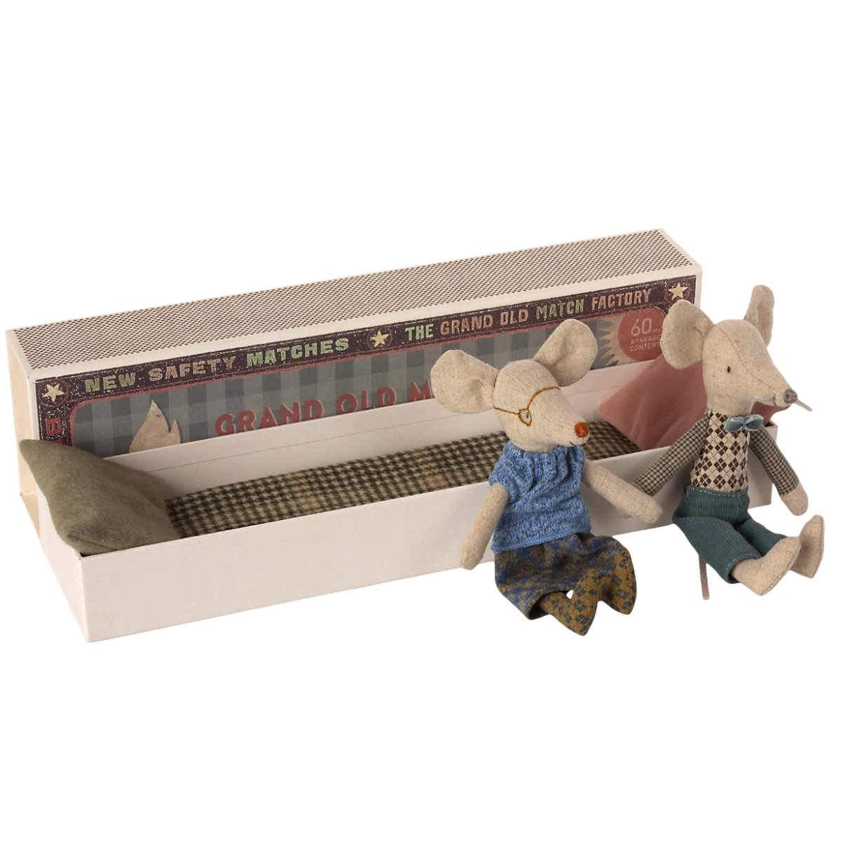 Maileg: myszki w pudełku Babcia i Dziadek - Noski Noski