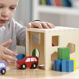 Melissa and Doug: drewniany sorter Shape Sorting Cube - Noski Noski