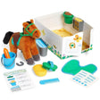 Melissa and Doug: konik i stajnia do zabawy Horse Care Play Set - Noski Noski