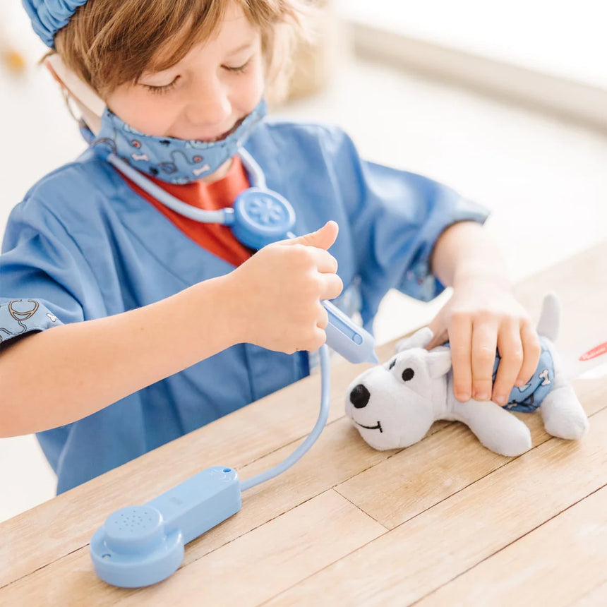 Melissa and Doug: kostium lekarz weterynarz Veterinarian Role Play Set - Noski Noski