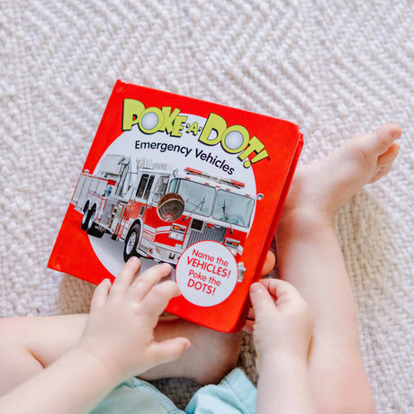 Melissa and Doug: książeczka z przyciskami Poke-a-Dot Emergency Vehicles - Noski Noski