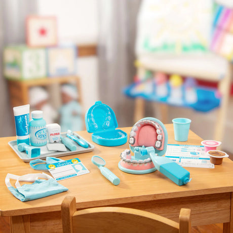 Melissa and Doug: zestaw dentystyczny Super Smile Dentist Play Set - Noski Noski
