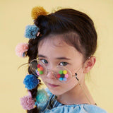Meri Meri: spinki do włosów Gingham Big Pompom Hair Clips - Noski Noski