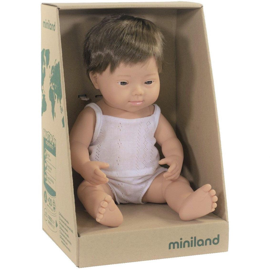 Miniland: lalka chłopiec z zespołem Downa Europejczyk 38 cm - Noski Noski