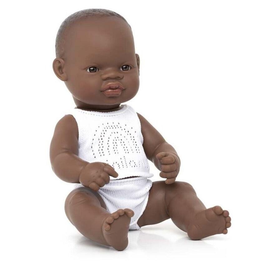 Miniland: lalka dzidziuś chłopiec Afrykańczyk 32 cm - Noski Noski
