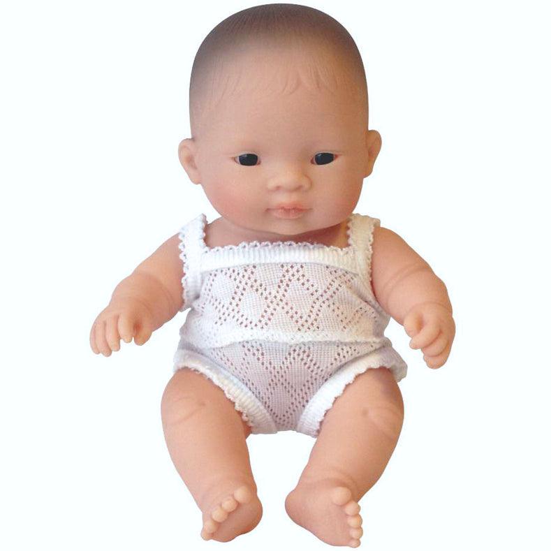 Miniland: mini lalka dzidziuś dziewczynka Azjatka 21 cm - Noski Noski