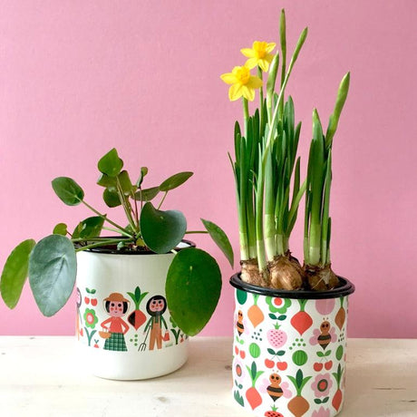 OMM Design: emaliowane doniczki Gardener - Noski Noski