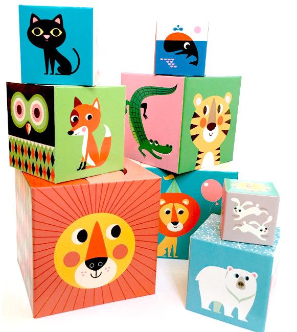 OMM Design: piramida z pudełek kartonowych Ingela for OMM - Noski Noski