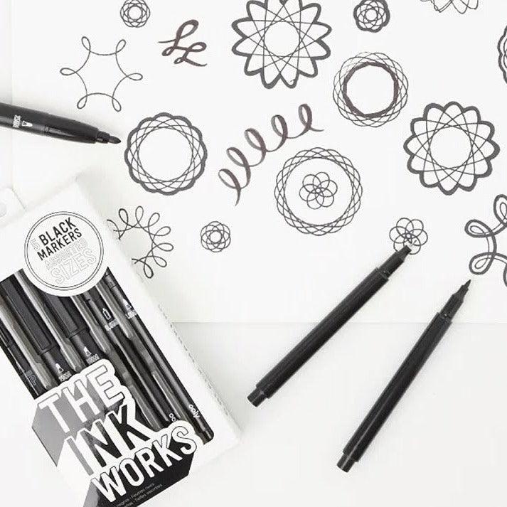 Markery atramentowe Ooly The Ink Works, zestaw 5 czarnych markerów o różnych końcówkach do szkiców i kaligrafii.