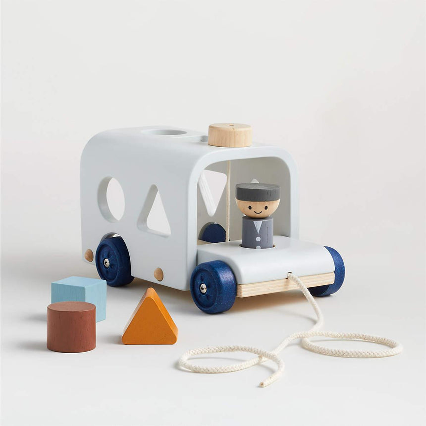 Plan Toys: drewniany autobus do sortowania Sorting Bus Orchard - Noski Noski