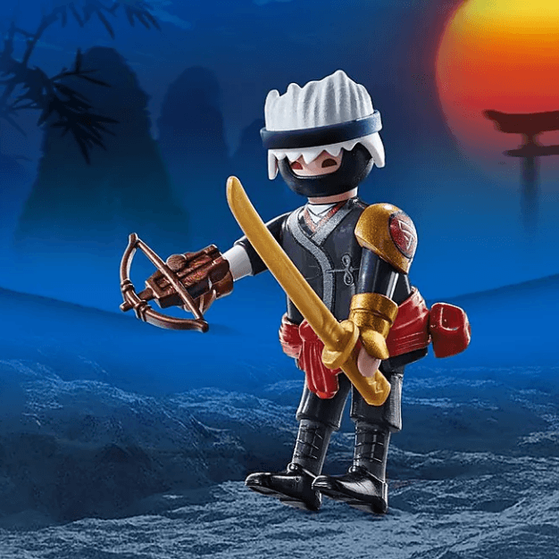 Figurka Playmobil Wojownik Ninja z kuszą i szablą dla małych poszukiwaczy przygód