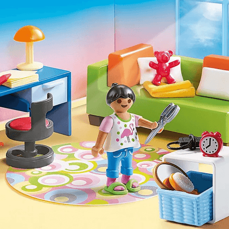 Meble młodzieżowe do pokoju dziewczynki Playmobil Dollhouse: sofa, biurko, dywan i więcej akcesoriów do idealnej przestrzeni.