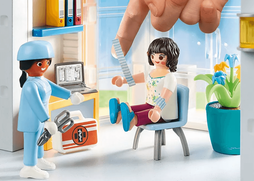 Playmobil: szpital z wyposażeniem City Life - Noski Noski