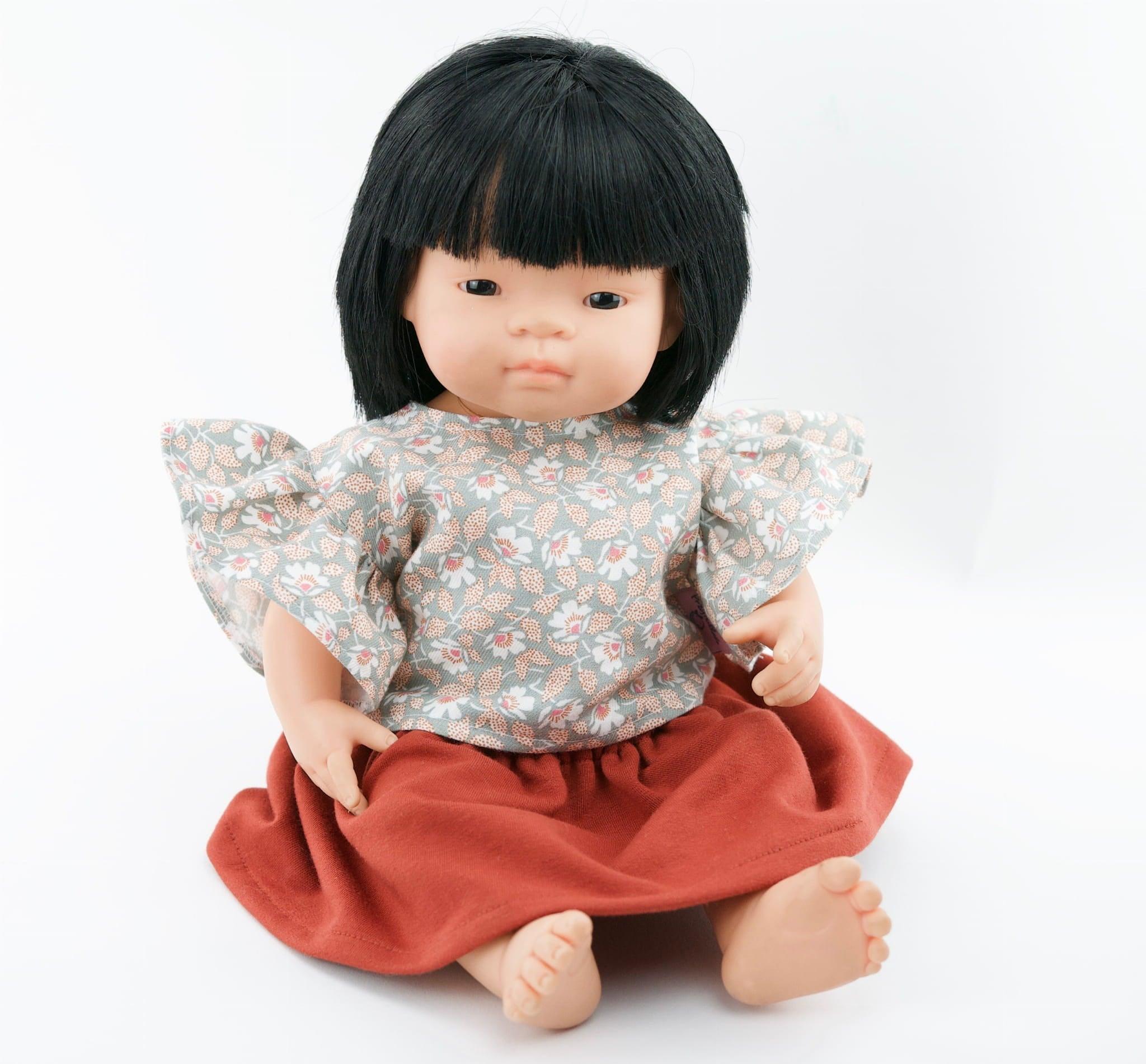 Przytullale: miedziana spódniczka i bluzka z falbanami ubranko dla lalki Miniland - Noski Noski