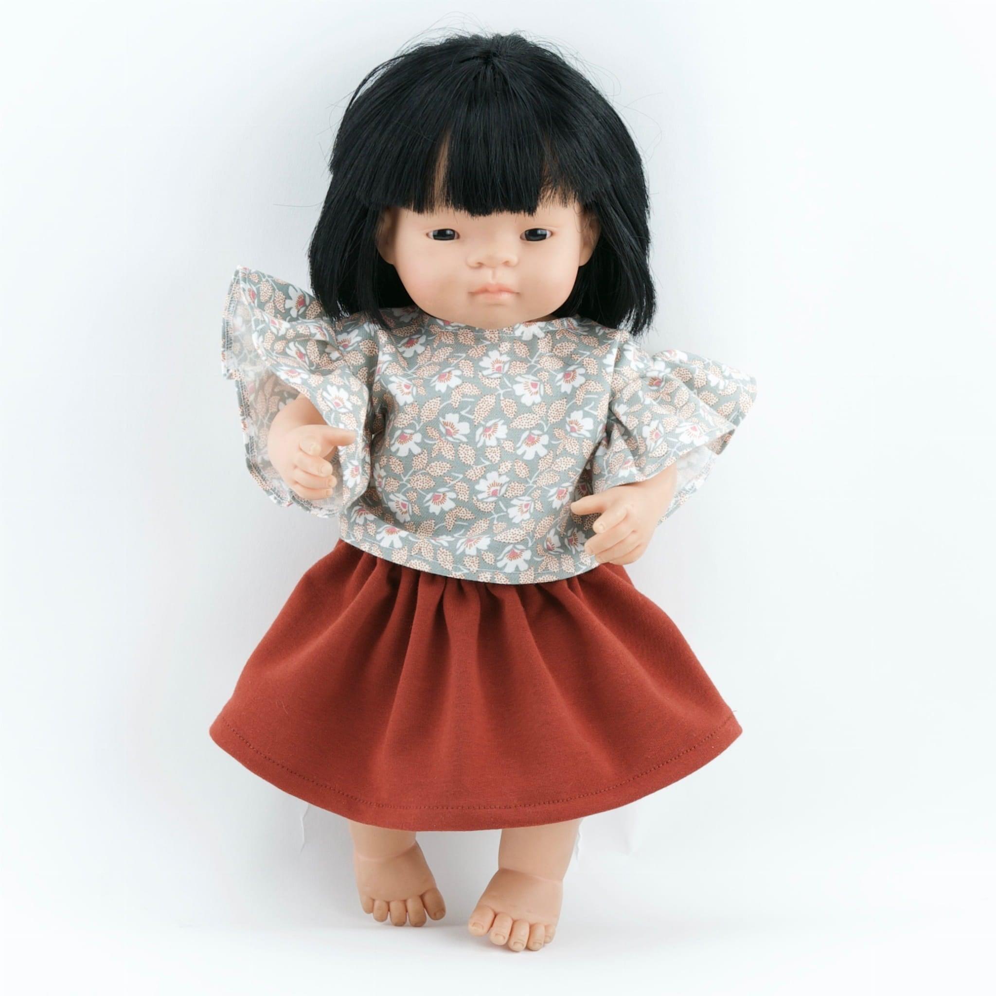 Przytullale: miedziana spódniczka i bluzka z falbanami ubranko dla lalki Miniland - Noski Noski
