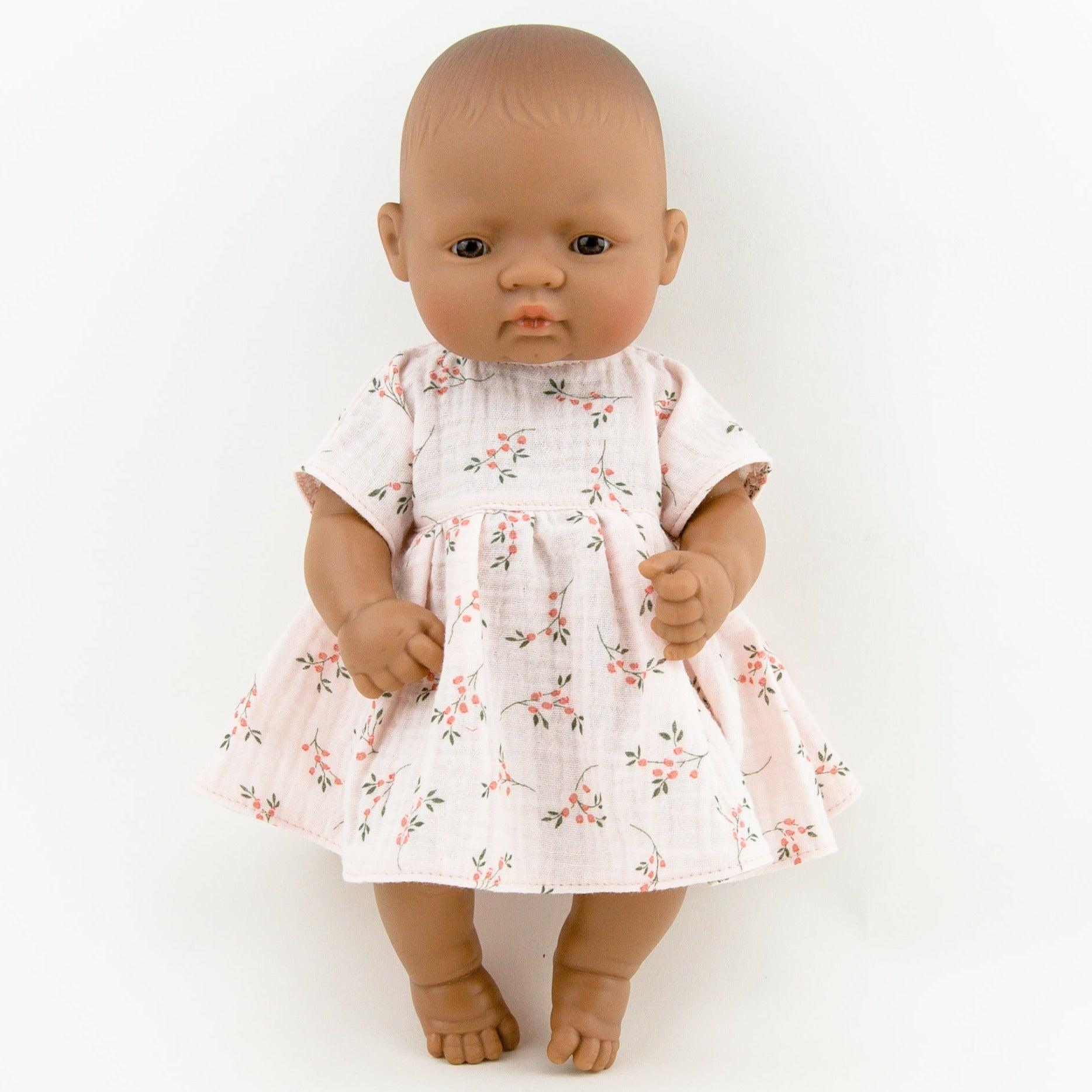 Przytullale: muślinowa sukienka w kwiatki ubranko dla średniej lalki Miniland - Noski Noski