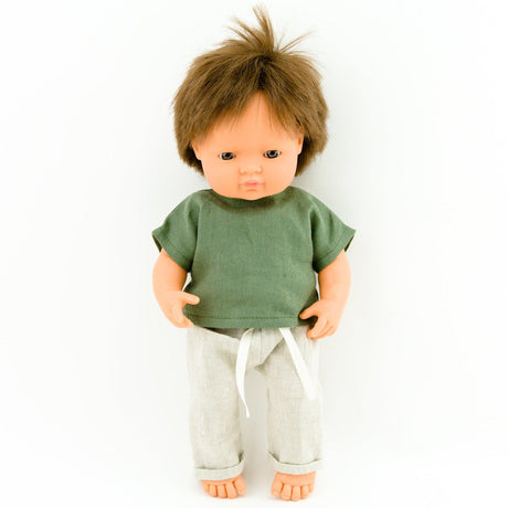 Przytullale: zielona bluzka i lniane spodenki ubranko dla lalki Miniland - Noski Noski