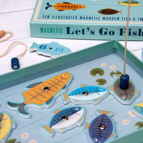 Gra zręcznościowa Let's Go Fishing od Rex London z wędkami i rybkami, idealna dla dzieci rozwijających zdolności manualne.