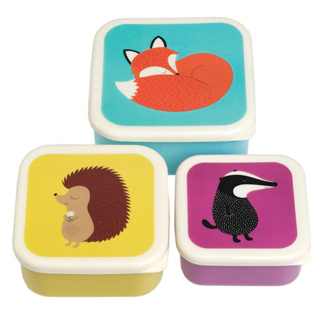 Zestaw trzech kolorowych lunch boxów Rex London z ilustracjami leśnych zwierzątek, idealny dla dzieci.