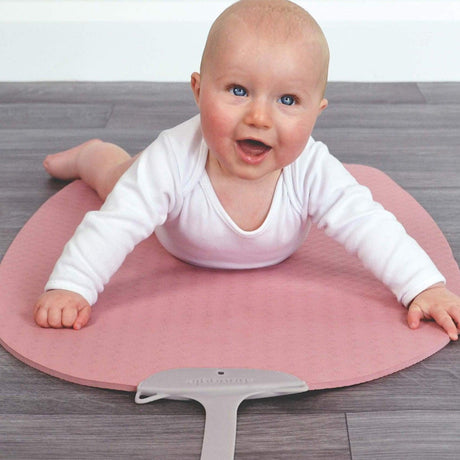 Mata do ćwiczeń Shnuggle Baby Yoga - miękka, bezpieczna, łatwa w czyszczeniu, idealna do zabawy i rozwoju maluszka.