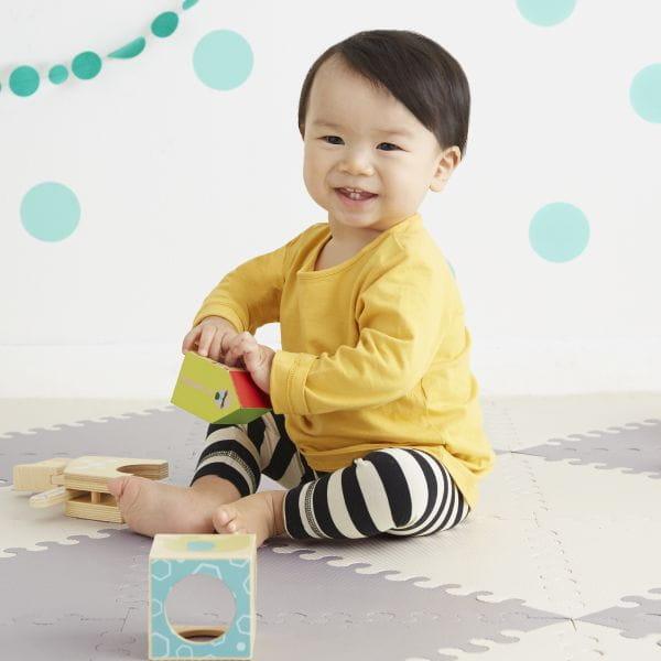 Skip Hop: piankowa mata Playspot Grey-Cream GEO - Noski Noski