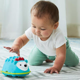 Skip Hop: zabawka do raczkowania jeżyk Explore & More Hello Hedgehog Crawl Toy - Noski Noski