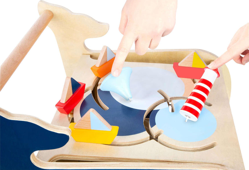Small Foot: drewniany pchacz aktywnościowy Baby Walker Whale - Noski Noski
