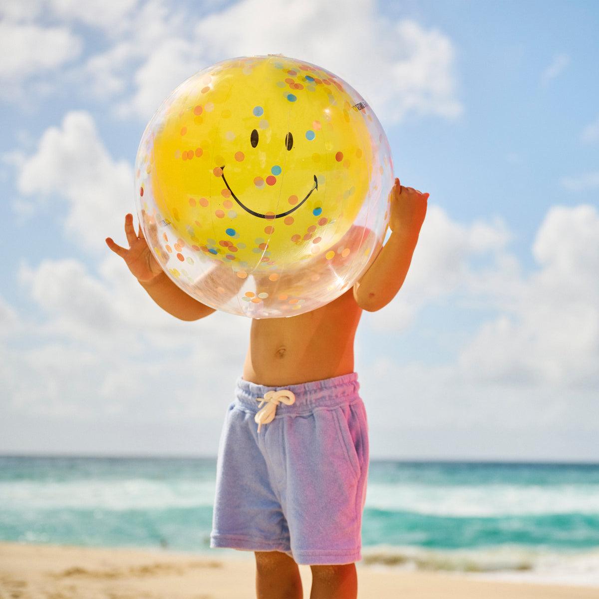 Sunnylife: dmuchana piłka plażowa 3D Smiley - Noski Noski