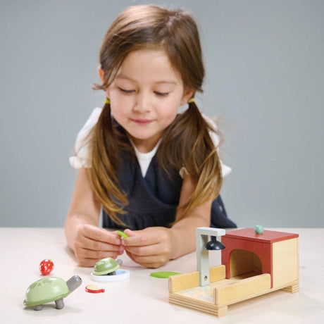 Drewniane żółwie zabawki Tender Leaf Toys, figurki z drewna kauczukowego, rozwijają wyobraźnię i kreatywność dzieci.