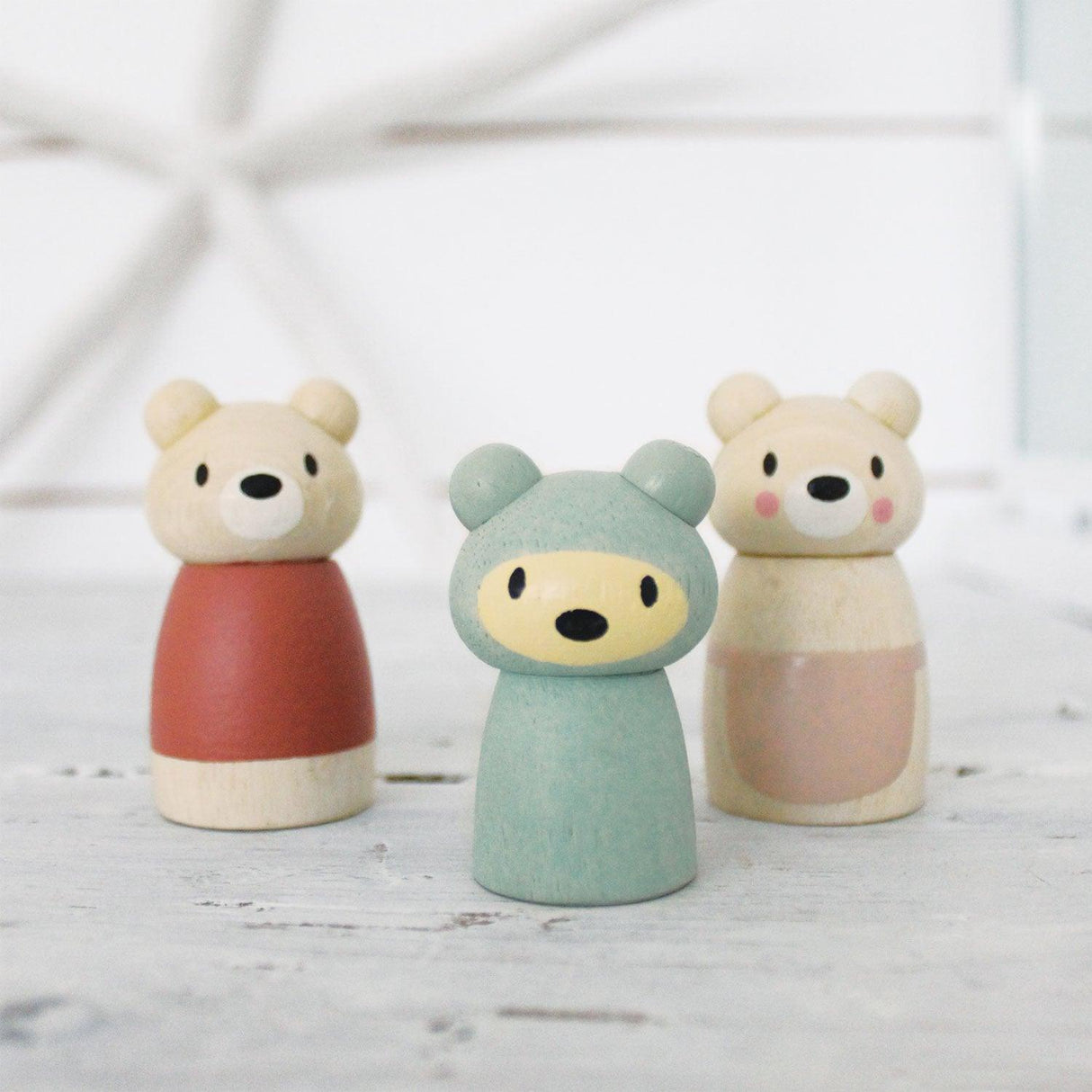 Tender Leaf Toys: drewniane figurki misie Bear Tales - Noski Noski