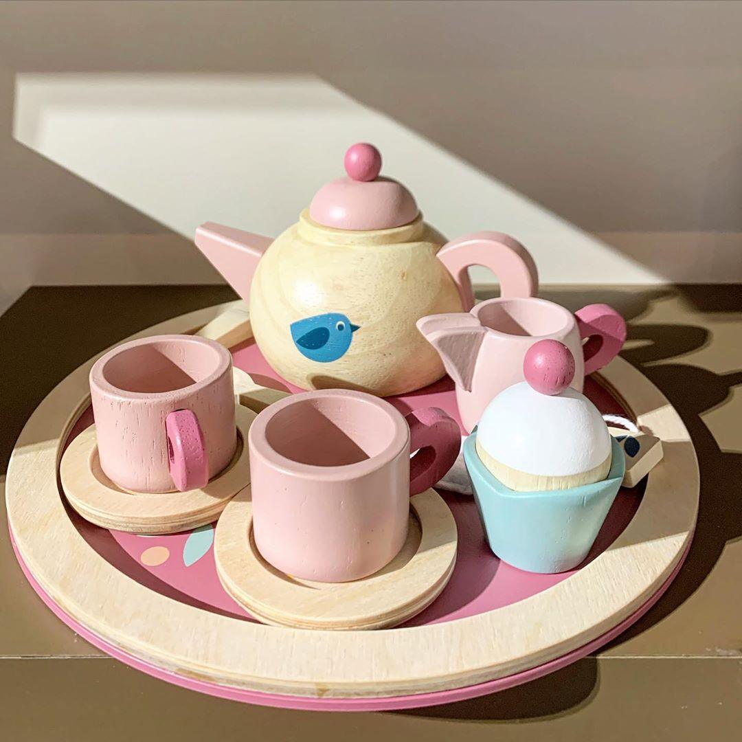 Tender Leaf Toys: drewniany serwis do herbaty Birdie Tea Set - Noski Noski