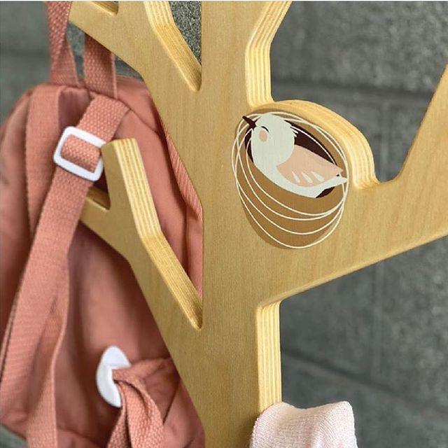 Tender Leaf Toys: drewniany wieszak drzewo Forest Coat Stand - Noski Noski
