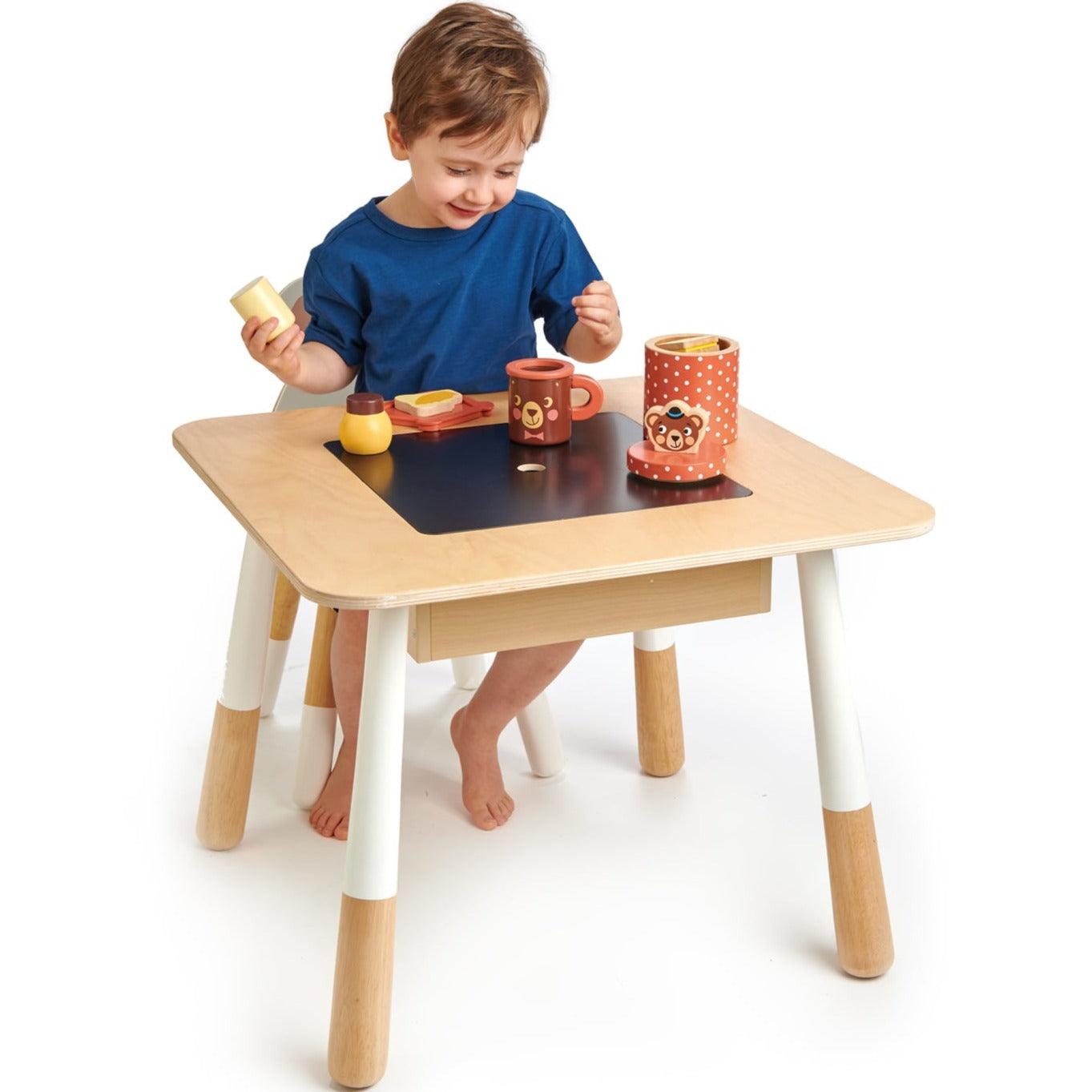 Tender Leaf Toys: stolik ze schowkiem Forest Table - Noski Noski