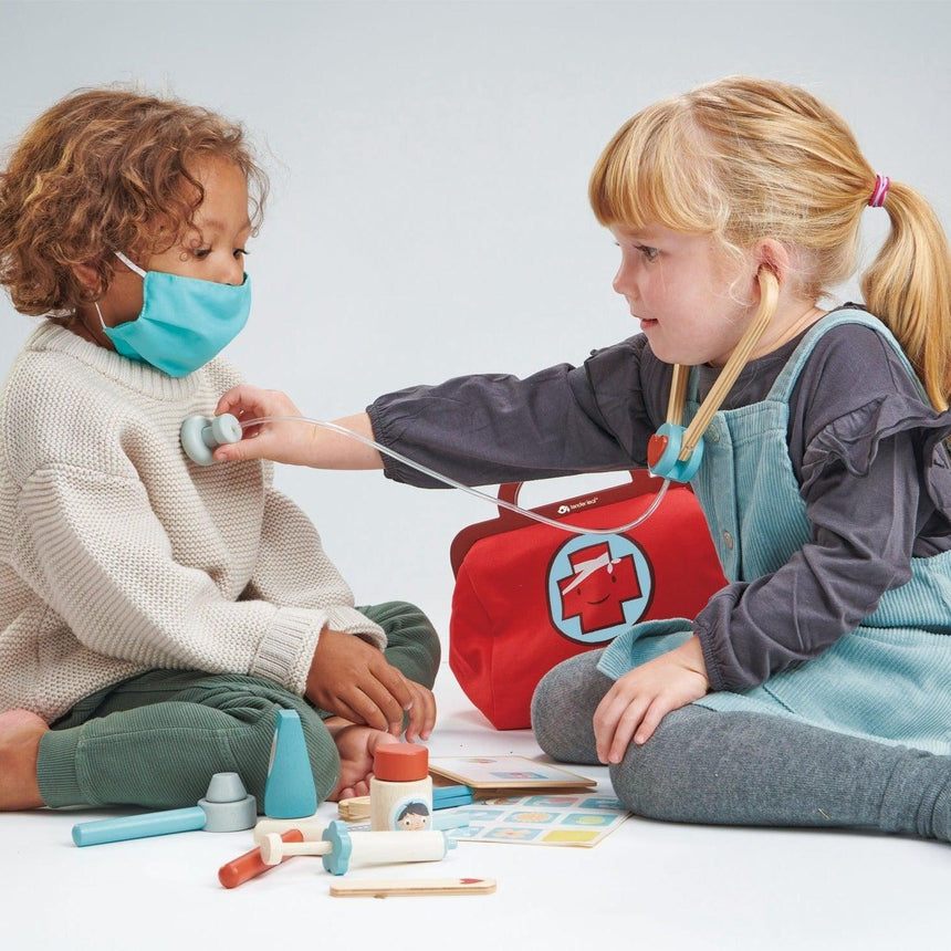 Tender Leaf Toys: torba lekarska Doctor's Bag - Noski Noski
