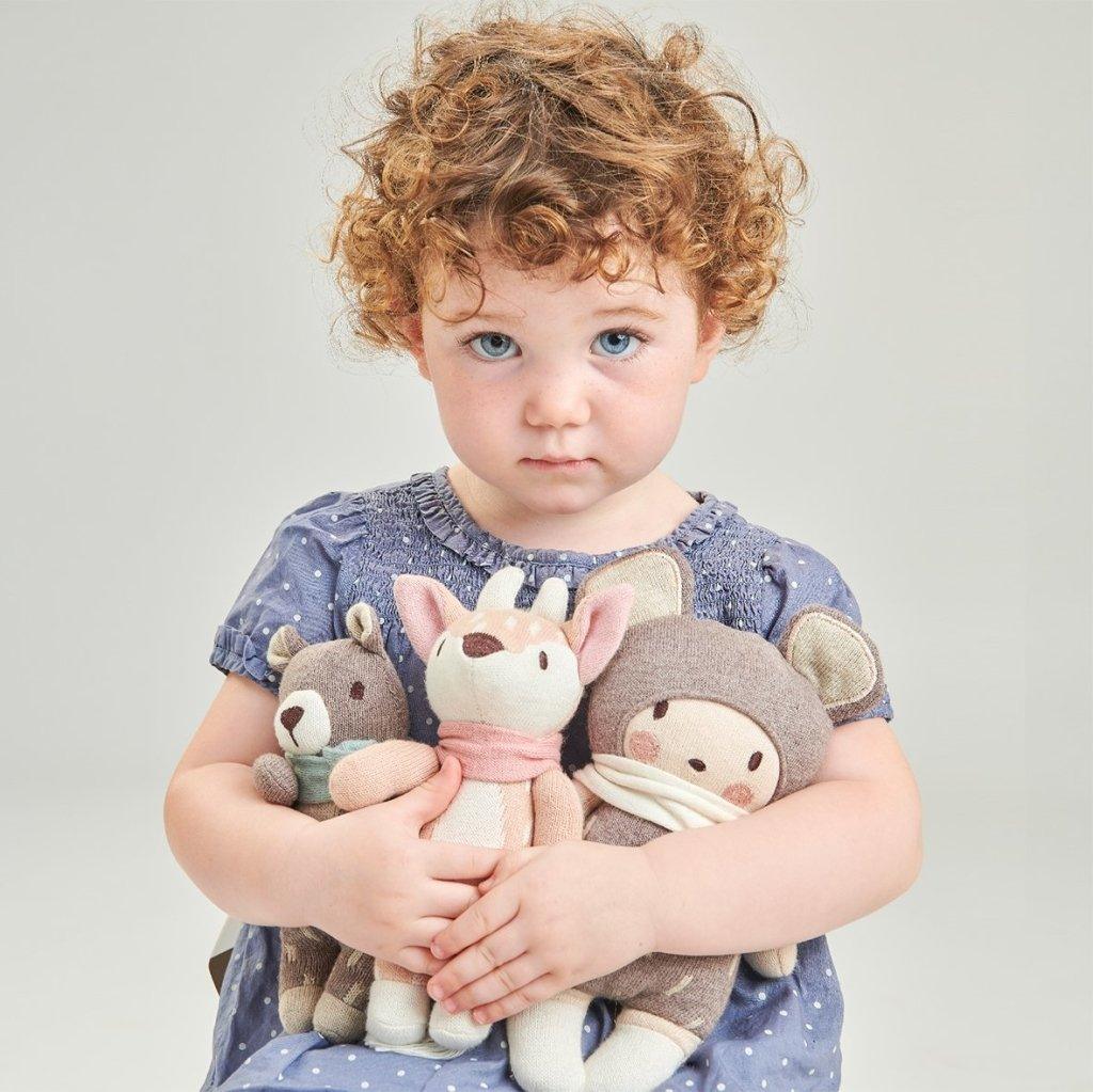 ThreadBear Design: pierwsza przytulanka Baby Beau Knitted Doll - Noski Noski