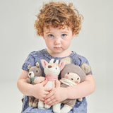 ThreadBear Design: pierwsza przytulanka Baby Beau Knitted Doll - Noski Noski