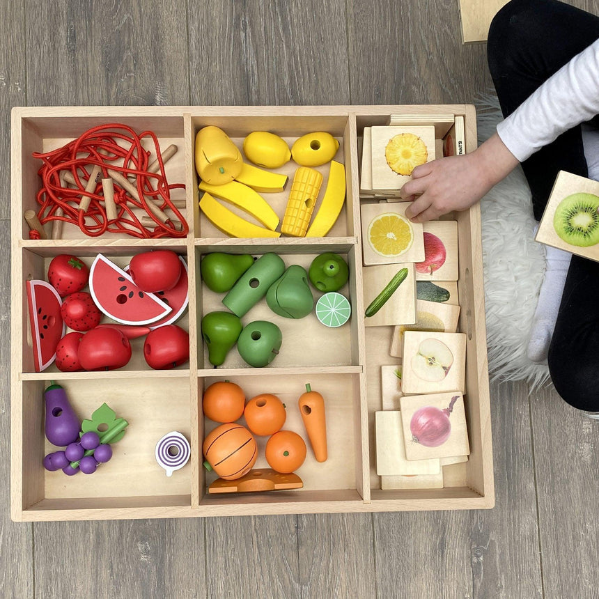 TickiT: drewniana taca odkrywców Wooden Sorting Tray 7-Way - Noski Noski