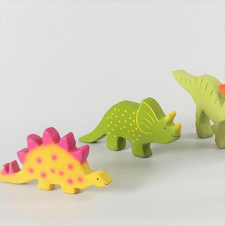 Ręcznie wykonana zabawka sensoryczna i gryzak do kąpieli w kształcie dinozaura z naturalnego kauczuku dla małych dzieci.