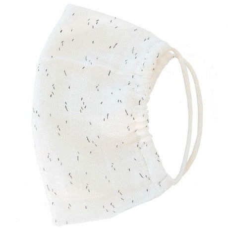 Maseczki ochronne wielorazowe Trixie Twirling Sky Anais z organicznej bawełny, komfortowe i łatwe w praniu.