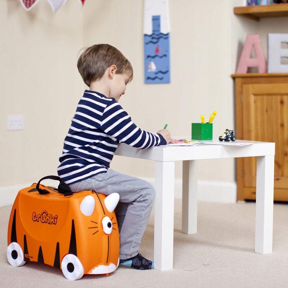 Trunki: jeżdżąca walizka dla dzieci tygrysek Tipu - Noski Noski