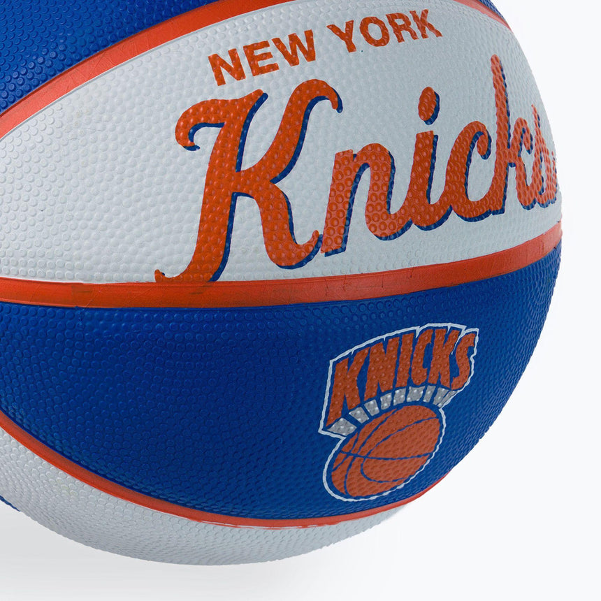 Wilson: mini piłka do koszykówki NBA Team Retro Mini - Noski Noski